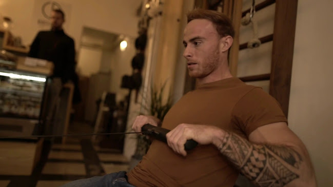 Opinii despre Grinder Fitness & Coffee Shop în Budapest - Vendéglátás