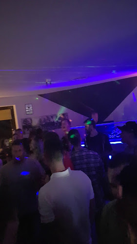 Opinii despre Sky Bar&Lounge în Sopron - Vendéglátás