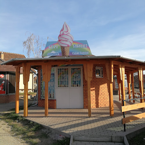 Opinii despre Csíkos Fagyizó în Fót - Vendéglátás