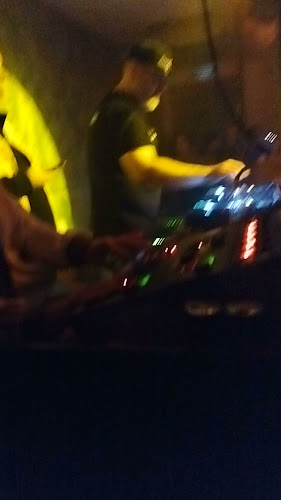 Tata, Fáklya u. 2, 2890