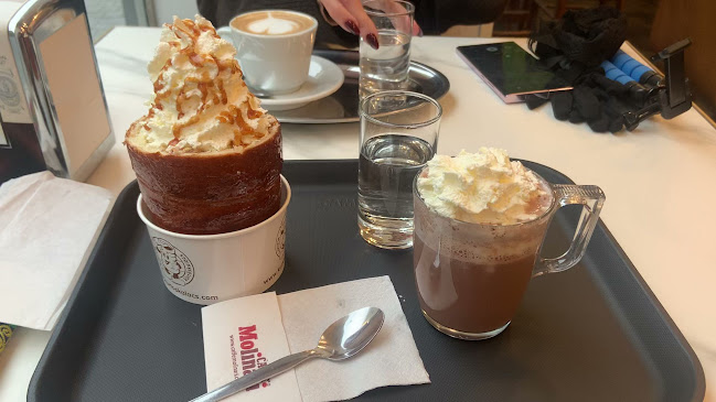 Opinii despre Molnár's kürtőskalács în Budapest - Vendéglátás