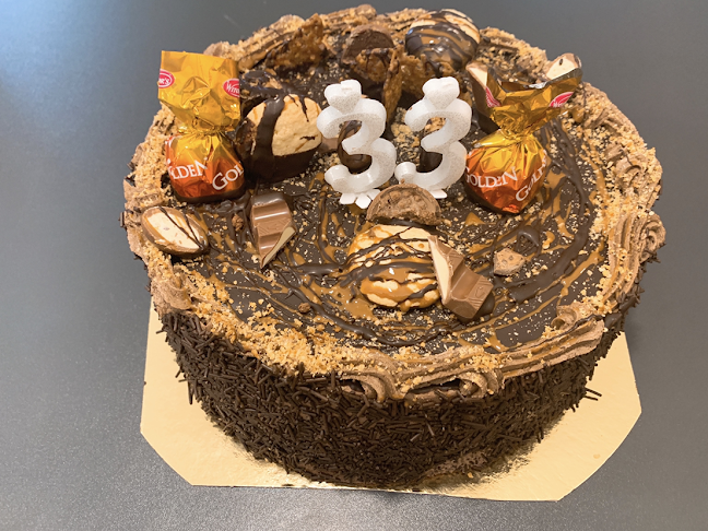 Comentarii opinii despre Hollandi Cukrászda