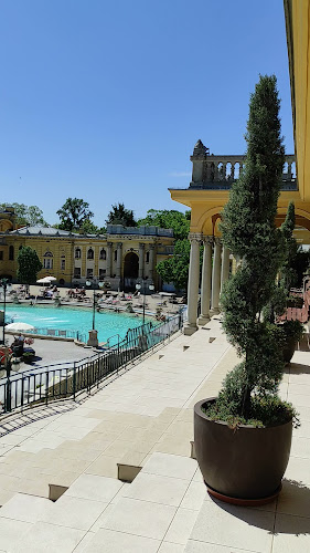 Budapest, Állatkerti út 9-11, 1146