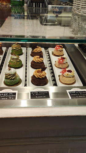 Budapest, Szent István tér 12, 1051