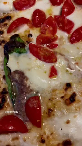 Comentarii opinii despre MANU+