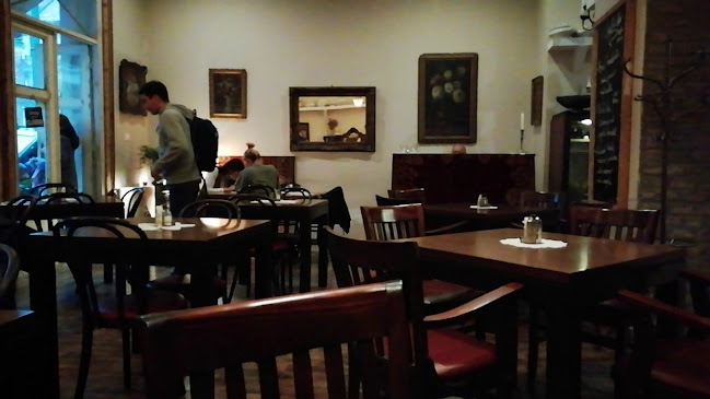 Klauzál Café & Restaurant - Vendéglátás