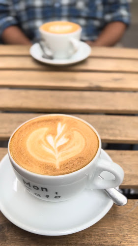 Opinii despre Mon Café în Budapest - Vendéglátás