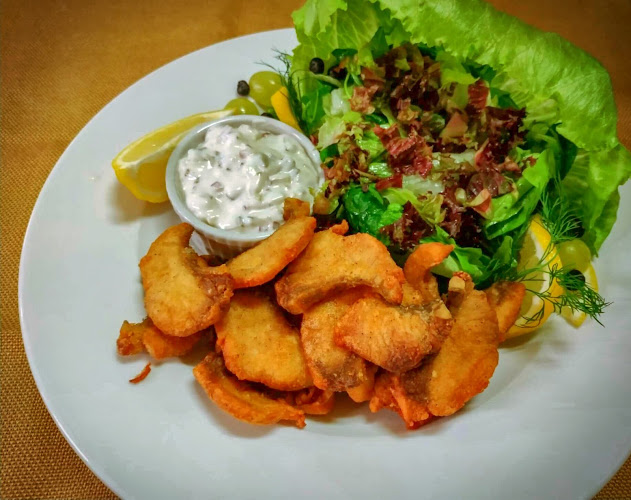 Comentarii opinii despre Kis Szieszta Étterem és Panzió