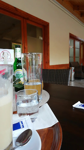 Opinii despre Kistehén Burger Étterem în Balatonszárszó - Vendéglátás