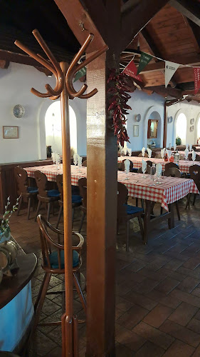 Lázár Lovaspark - Vendéglátás