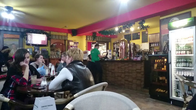 Opinii despre Café Frei Győr Belváros în Győr - Vendéglátás