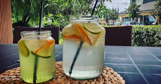 The Corner Étterem&Pizzéria ( A Sarok )