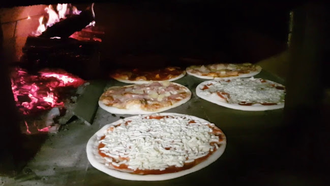 Opinii despre Pizza Zamárdi în Zamárdi - Vendéglátás