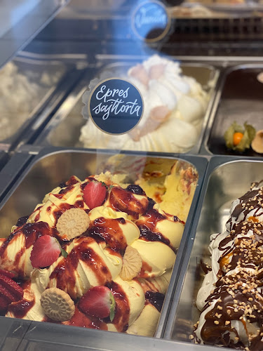 Punto Cukrászda & Bistro & Pizzéria - Vendéglátás