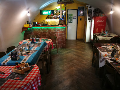 Öntöde Borozó / Söröző