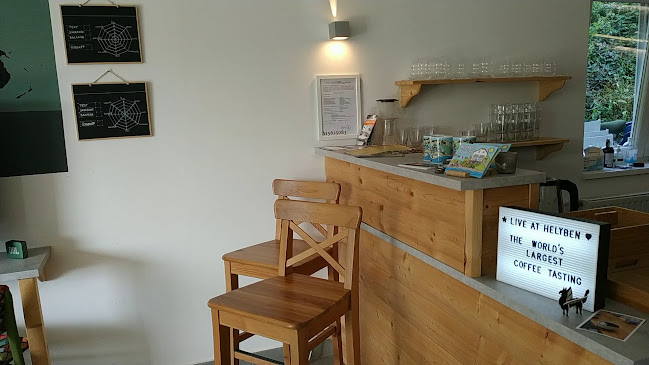 Opinii despre Helyben kávézó în Zebegény - Vendéglátás