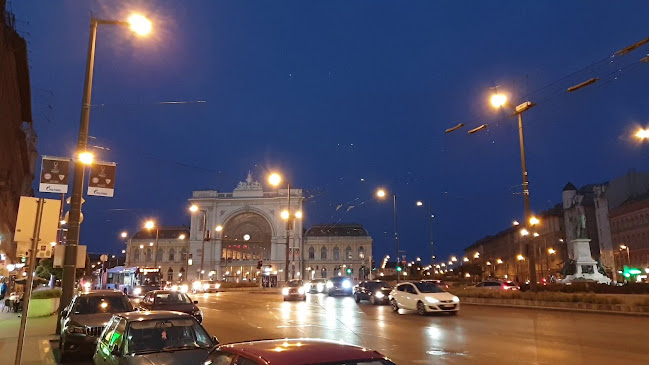 Piros Hetes presszó