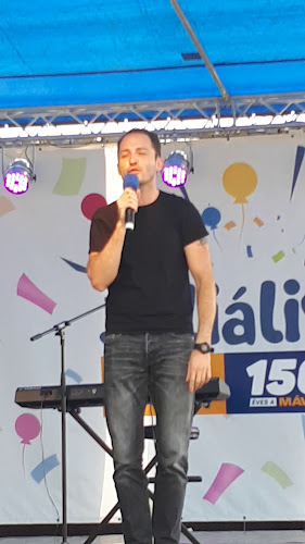 Brick House Karaoke Bár