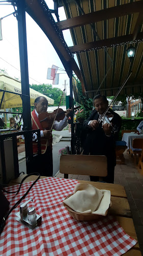 Opinii despre Butykos Kisvendéglő în Eger - Vendéglátás
