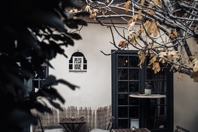 Comentarii opinii despre Pécsi Kávé