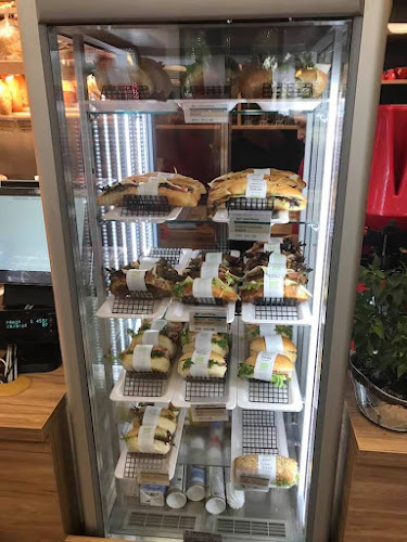 Belvárosi Lipóti Pékség És Kávézó