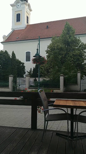 Szertár Kávézó - Budaörs