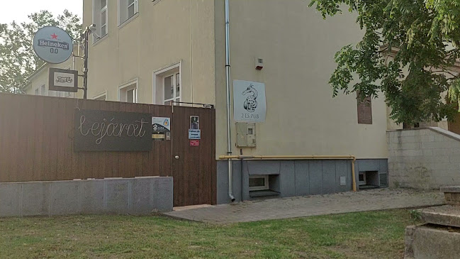 2-ES PUB // Bowling // Koncertek