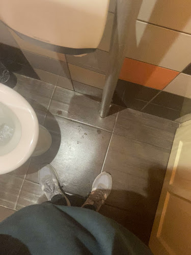 Comentarii opinii despre Bank3 Palacsinta Bár