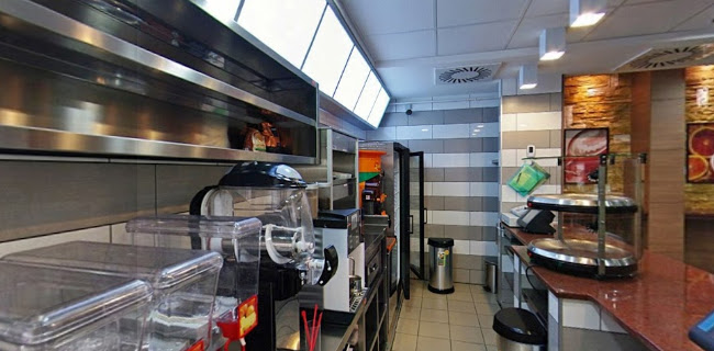 Opinii despre Hamburger Bár în Gyula - Vendéglátás