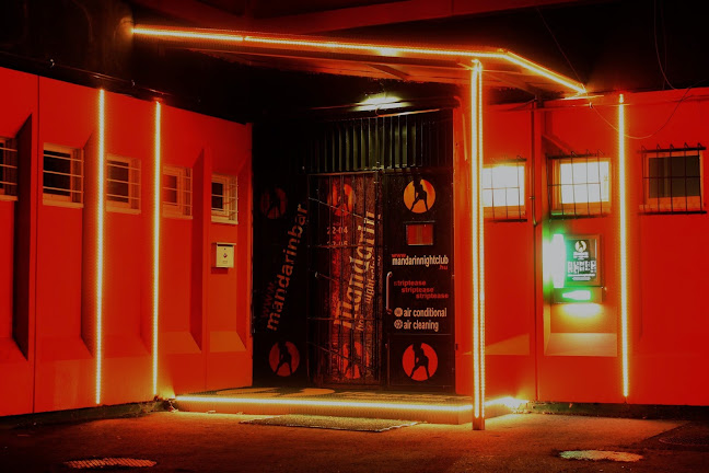 Mandarin Night Club és Streaptease Bár - Vendéglátás