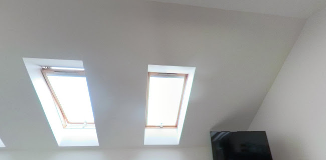 Opinii despre Kálvária Apartman és Büfé în Baja - Vendéglátás