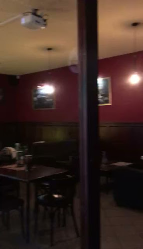 Opinii despre Rolling Stones Bár és Pizzéria în Szeged - Vendéglátás