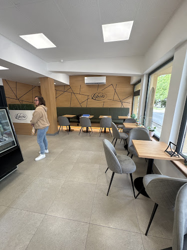 Lipóti Pékség És Kávézó - Dunakeszi