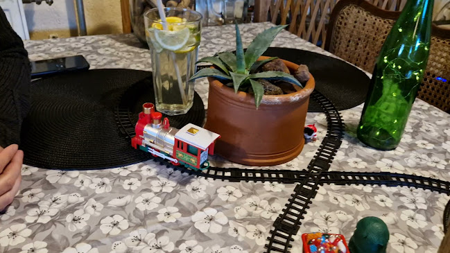 Opinii despre Inhauser Pincészet & Restaurant & Guesthouse în Somlószőlős - Vendéglátás