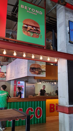 Opinii despre REBEL Burger & More în Budapest - Vendéglátás