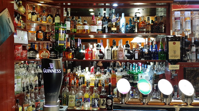 Opinii despre Böllér Söröző în Várpalota - Vendéglátás