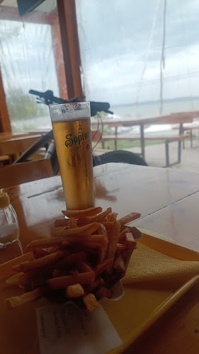 Opinii despre Rév Büfé în Révfülöp - Vendéglátás