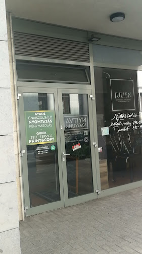 Julien Francia Kávézó