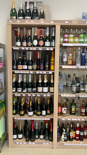 Opinii despre Ital Club Kft. în Budapest - Vendéglátás