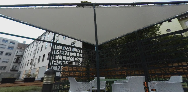 Frissensült Önkiszolgáló Étterem - Budapest