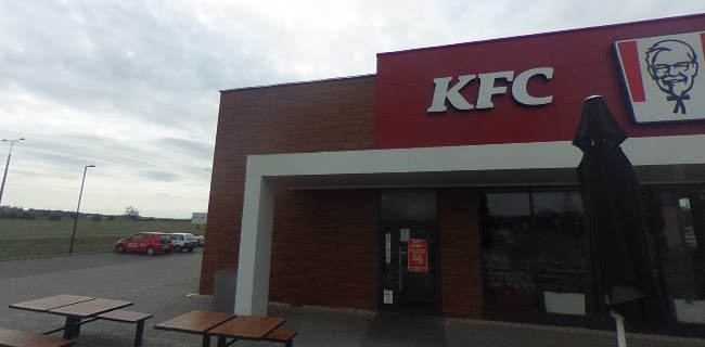 KFC Szolnok Auchan DT