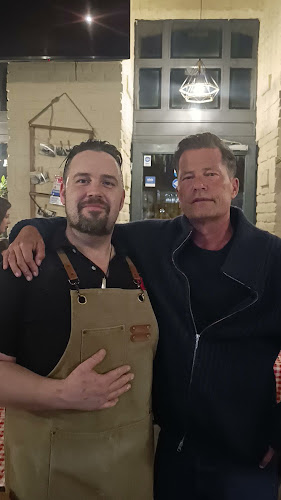 Opinii despre Il Mulino Italian Bistro pizzeria în Budapest - Vendéglátás