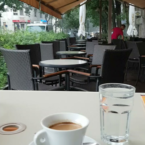 Opinii despre bubō în Budapest - Vendéglátás