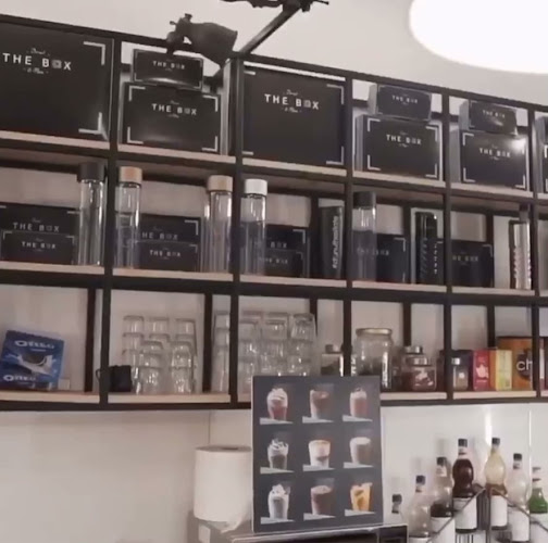 Opinii despre The Box Donut & Coffee Szombathely în Szombathely - Vendéglátás