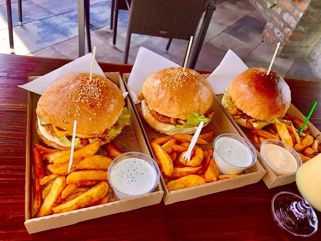 Comentarii opinii despre Éden Kert Grill&Bar