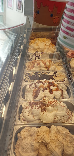 Opinii despre Hófehérke Fagyizó în Kaposvár - Vendéglátás