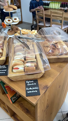 Opinii despre Koncept în Budapest - Vendéglátás