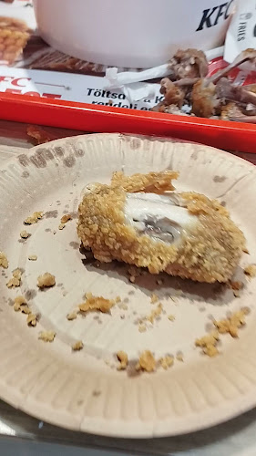 KFC Szolnok Auchan DT