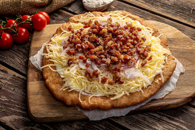 Retro Lángos Budapest # Bajcsy-Zsilinszky 25 - Vendéglátás