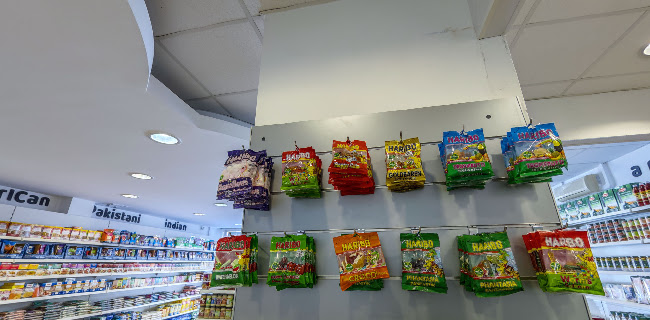 Kohinoor Bazár Szeged - Pakistani, Indian, Iranian, Arabic, African Grocery and Halal meat - Vendéglátás